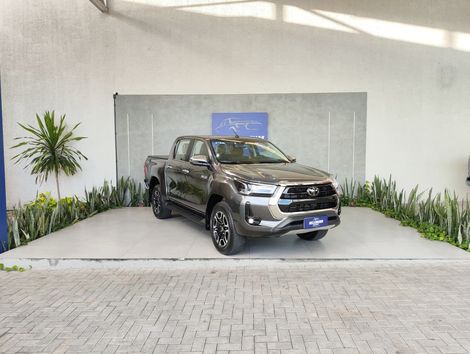 Toyota Hilux CD SRX 4x4 2.8 TDI 16V Diesel Aut.