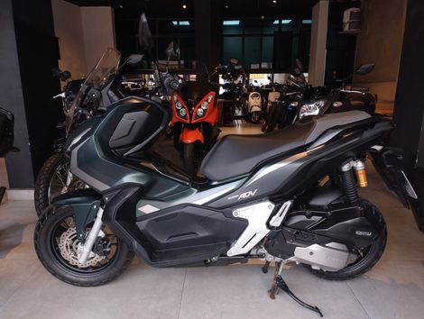 HONDA ADV 150