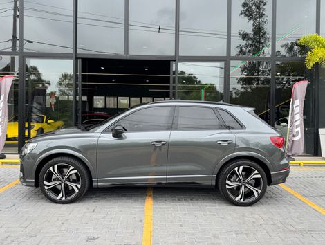 Audi Q3 Perf. Black.Plus 2.0 TFSI Tip. Quat.