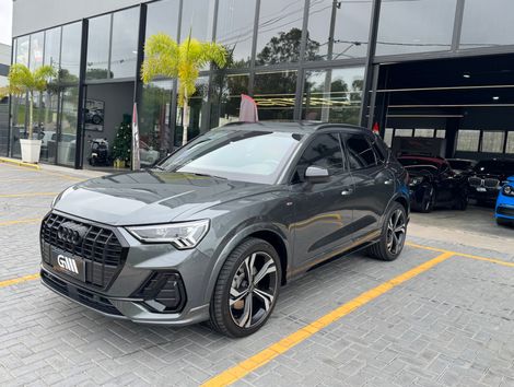 Audi Q3 Perf. Black.Plus 2.0 TFSI Tip. Quat.