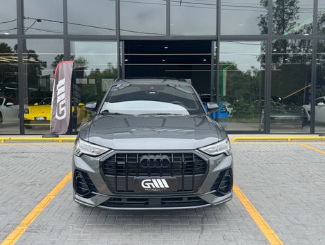 Audi Q3 Perf. Black.Plus 2.0 TFSI Tip. Quat.