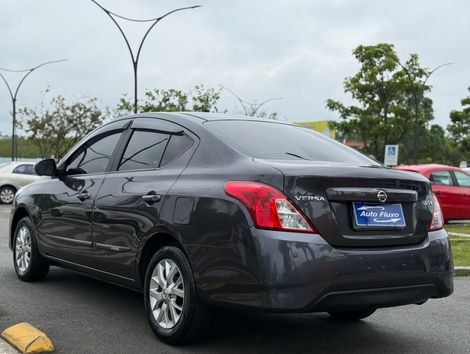 Nissan VERSA SV 1.6 16V FlexStart 4p Aut.