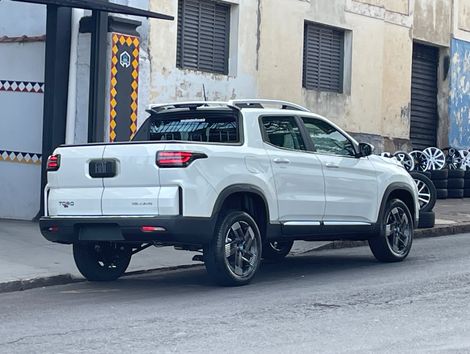 Fiat Toro Volcano 1.3 T270 4x2 Flex Aut.