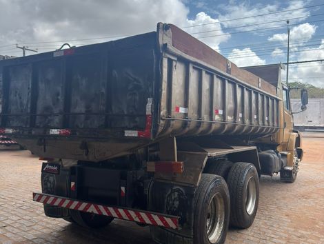 MERCEDES-BENZ L-1620 3-Eixos 2p (diesel)