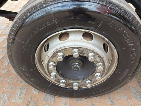 MERCEDES-BENZ L-1620 3-Eixos 2p (diesel)