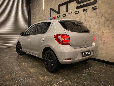 Renault SANDERO Expression Hi-Power 1.6 8V 5p