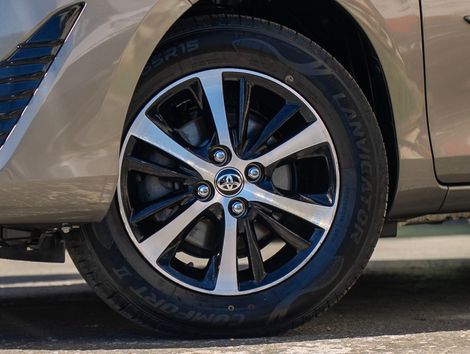 Toyota YARIS XLS 1.5 Flex 16V 5p Aut.