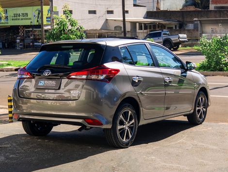 Toyota YARIS XLS 1.5 Flex 16V 5p Aut.