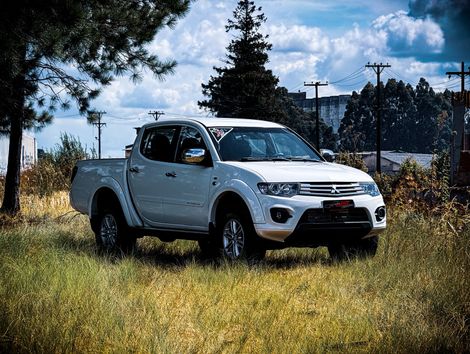 Mitsubishi L200 Triton HPE 3.2 CD TB Int.Diesel Aut