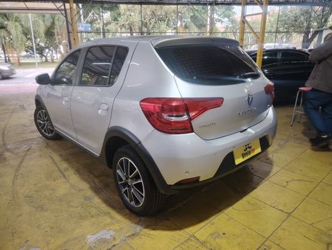 Renault SANDERO Intense Flex 1.6 16V 5p Aut.