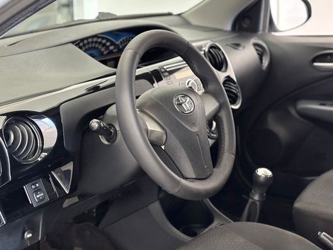 Toyota ETIOS X 1.3 Flex 16V 5p Mec.