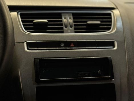 VolksWagen Fox 1.6 Mi Total Flex 8V 5p