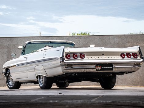 Pontiac BONNEVILLE CONVERSIVEL