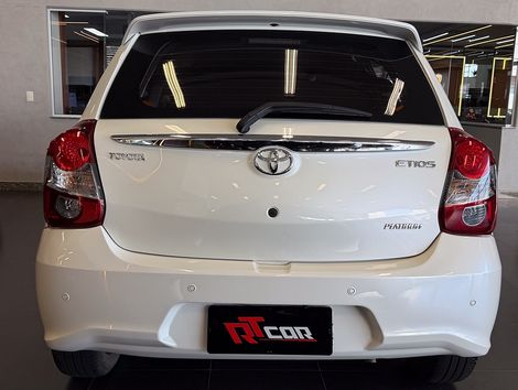 Toyota ETIOS PLATINUM 1.5 Flex 16V 4p Aut.