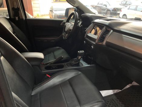 Ford Ranger Limited 3.2 4x4 CD Diesel Aut.