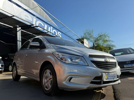 Chevrolet ONIX HATCH Joy 1.0 8V Flex 5p Mec.