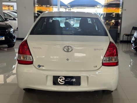 Toyota ETIOS X Sedan 1.5 Flex 16V 4p Mec.