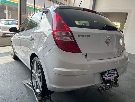 Hyundai i30 2.0 16V 145cv 5p Aut.