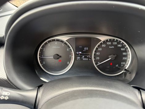 Nissan KICKS SV 1.6 16V FlexStar 5p Aut.