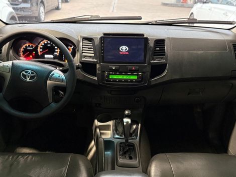 Toyota Hilux CD SRV D4-D 4x4 3.0 TDI Diesel Aut