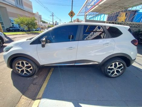 Renault CAPTUR Intense 2.0 16V Flex 5p Aut.