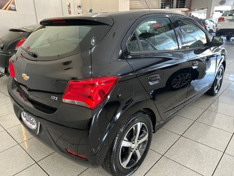 Chevrolet ONIX HATCH LTZ 1.4 8V FlexPower 5p Aut.