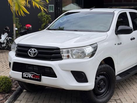 Toyota Hilux CD 4x4 2.8 Diesel Mec.