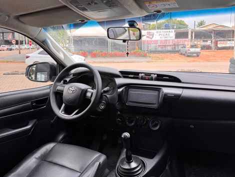 Toyota Hilux CD 4x4 2.8 Diesel Mec.