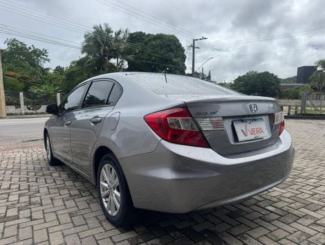 Honda Civic Sedan LXS 1.8/1.8 Flex 16V Aut. 4p