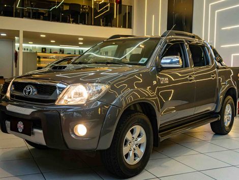 Toyota Hilux CD SRV D4-D 4x4 3.0 TDI Diesel Aut