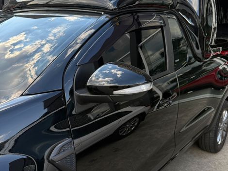 Fiat Strada Freedom 1.3 Flex 8V  CS Plus