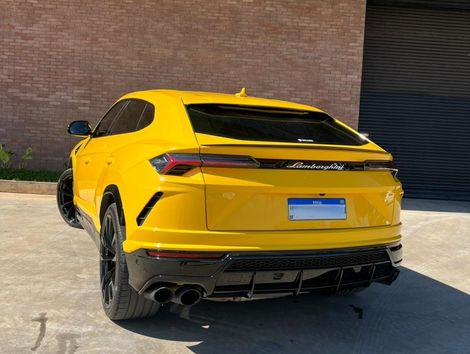LAMBORGHINI URUS 650-4
