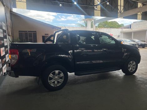 Ford Ranger XLT 3.2 20V 4x4 CD Diesel Aut.
