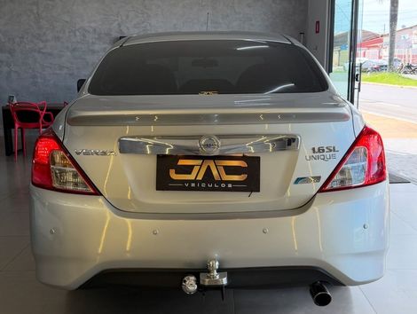 Nissan VERSA UNIQUE 1.6 16V FlexStart 4p Aut.