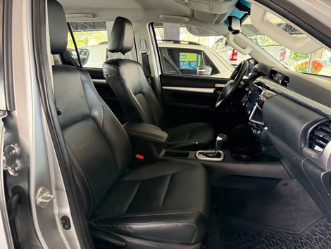 Toyota Hilux CD SRV 4x4 2.8 TDI Diesel Aut.