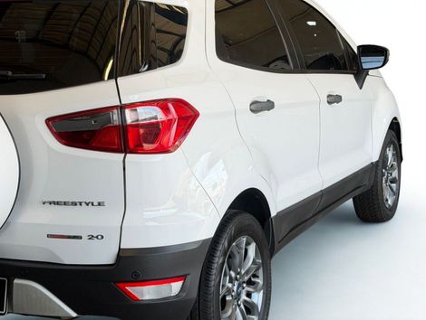 Ford EcoSport FREESTYLE 2.0 16V Flex 5p Aut.