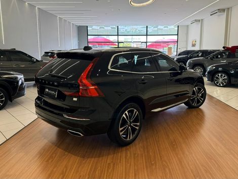 Volvo XC 60 T-8 MOMENTUM 2.0 (Híbrido)