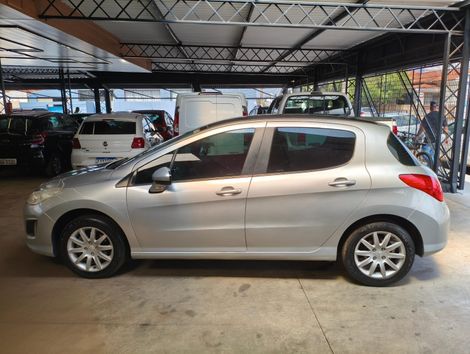 Peugeot 308 Active 1.6 Flex 16V 5p mec.