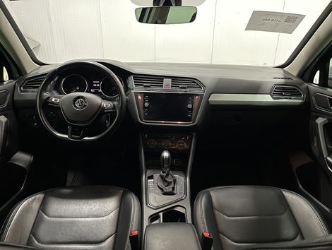 VolksWagen TIGUAN Allspac 250 TSI 1.4 Flex