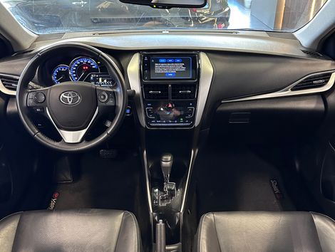 Toyota YARIS XLS Connect Sed. 1.5 Flex 16V Aut.
