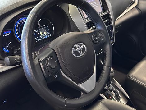 Toyota YARIS XLS Connect Sed. 1.5 Flex 16V Aut.