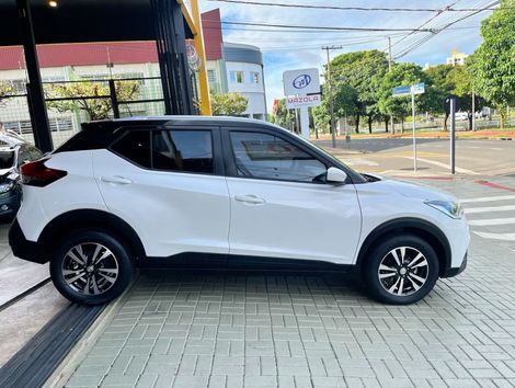 Nissan KICKS S Direct 1.6 16V Flex 5p Aut.