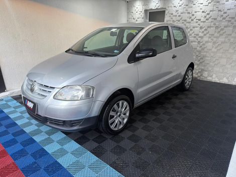 VolksWagen Fox 1.0 Mi Total Flex 8V 3p