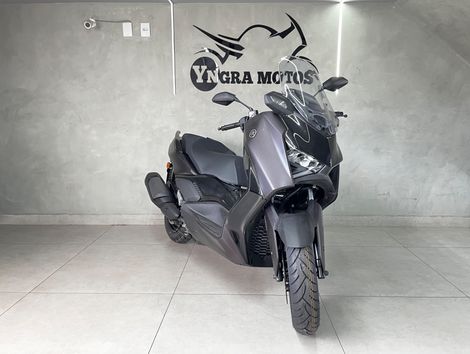 YAMAHA XMAX 300 CONNECTED 