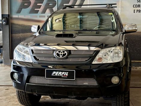 Toyota Hilux SW4 SRV D4-D 4x4 3.0 TDI Dies. Aut