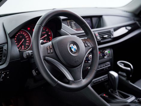 BMW X1 XDRIVE 28i 3.0 24V 4x4 Aut.