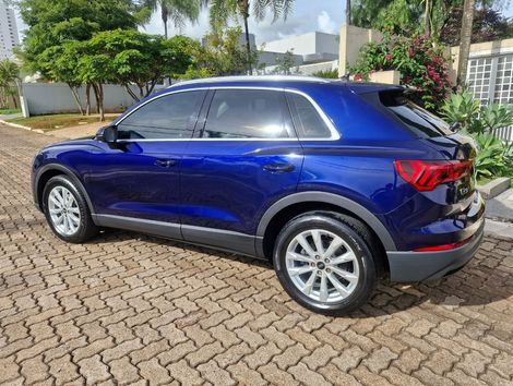 Audi Q3 Prest. 1.4 TFSI Flex/Prest. S-tronic