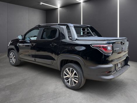 Fiat Strada Volcano 1.3 Flex 8V CD