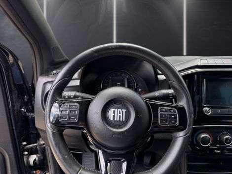 Fiat Strada Volcano 1.3 Flex 8V CD