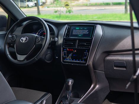 Toyota YARIS XS 1.5 Flex 16V 5p Aut.